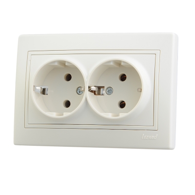 Розетка 2гн з/к MIRA (керам) крем (0303127)
